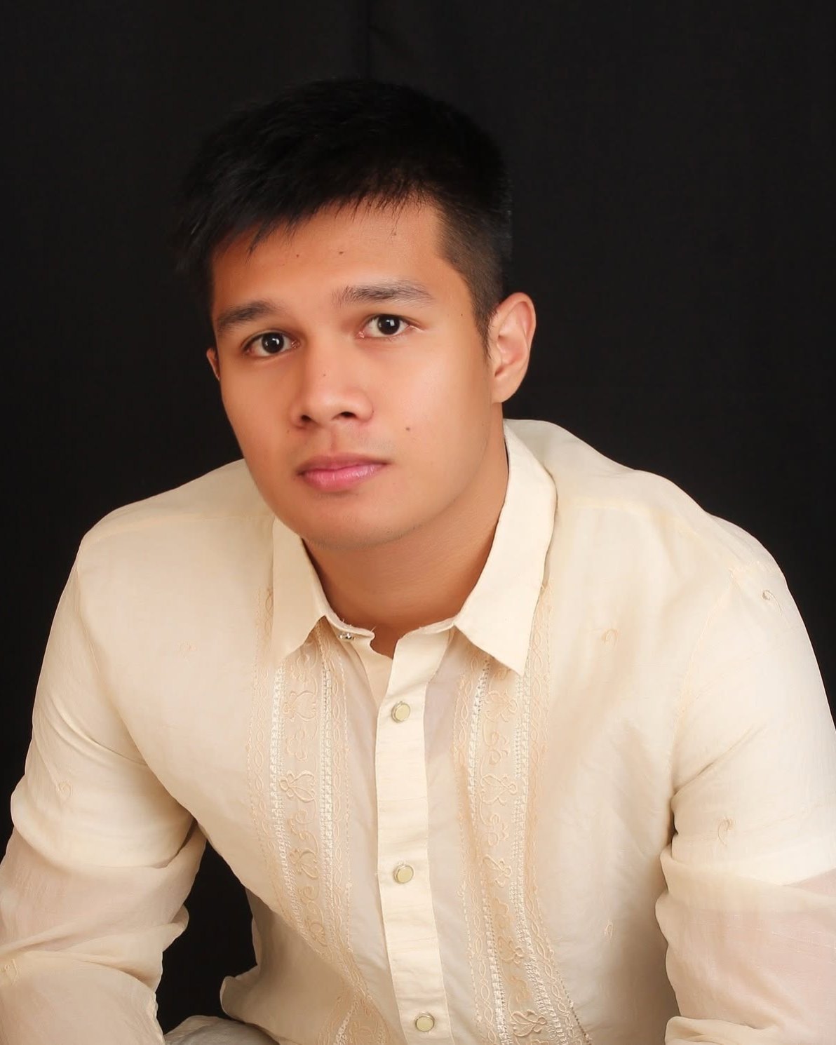 Portrait of Arvin De las Alas in a barong